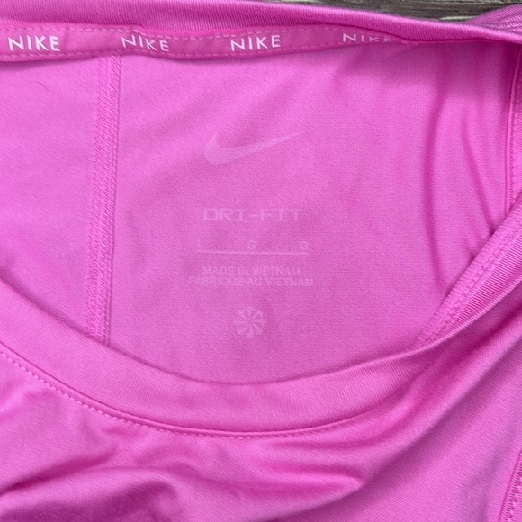Bright pink Nike tank top girls size large with logo on the front. - Picture 3 of 3